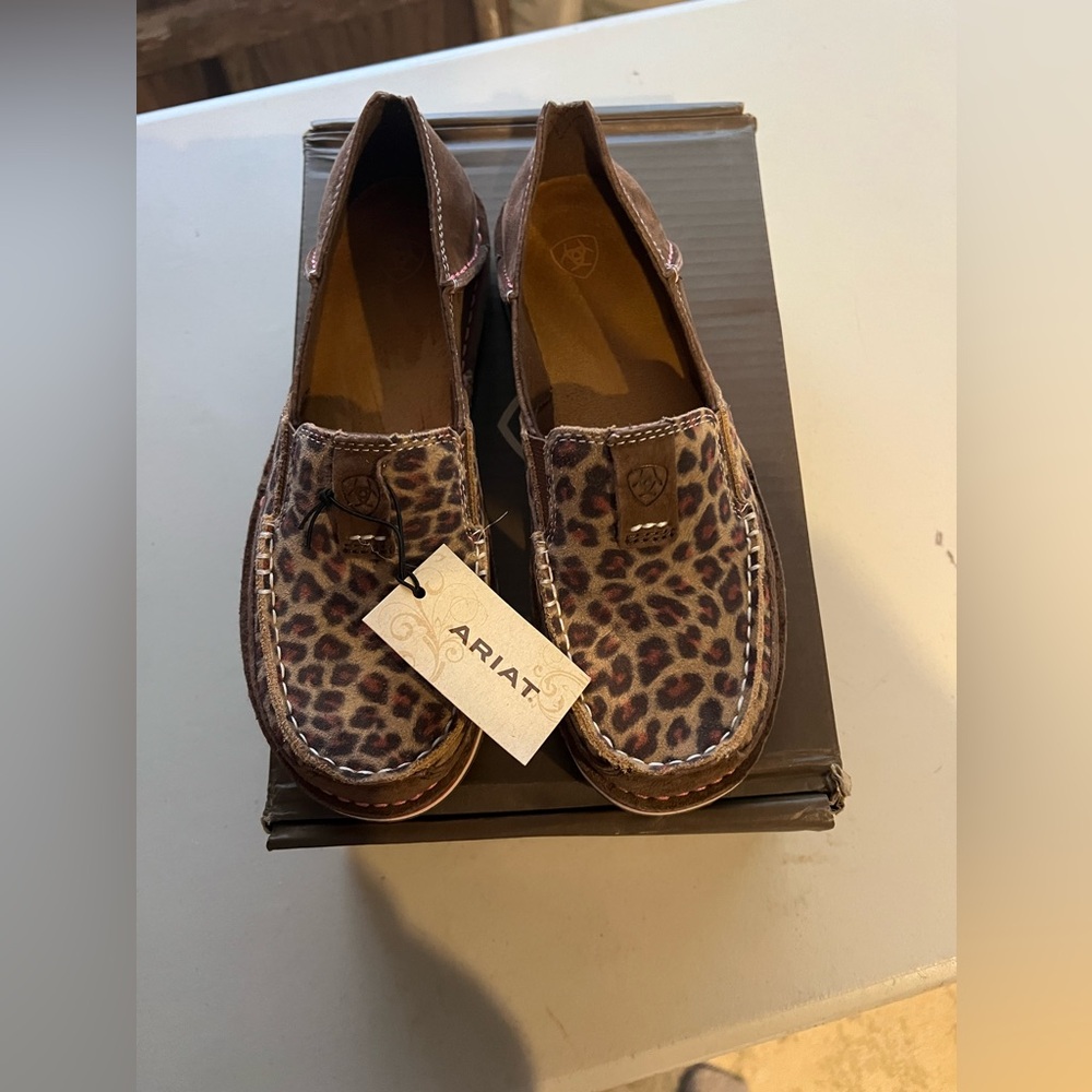 Ariat “Cheetah” Cruisers